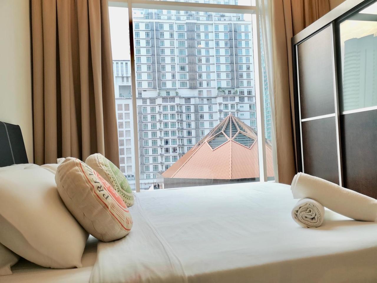 Soho Suites Klcc By Pnut Klcc View Куала-Лумпур Экстерьер фото